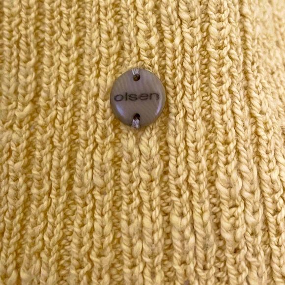 Olsen Sweater Vest Size M-L - Picture 6 of 7